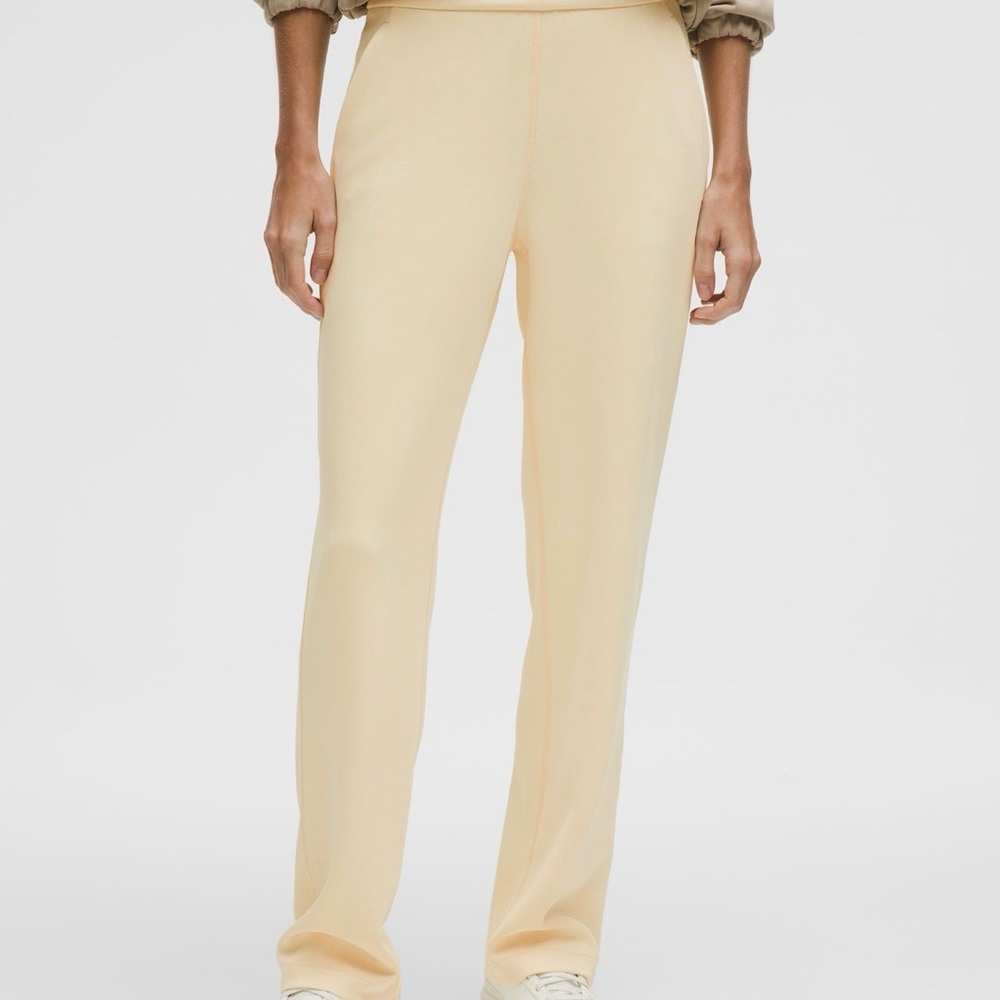 Lululemon Athletica Beige Joggers